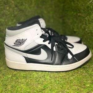 Jordan 1 Mid White Shadow Size 13 Men's